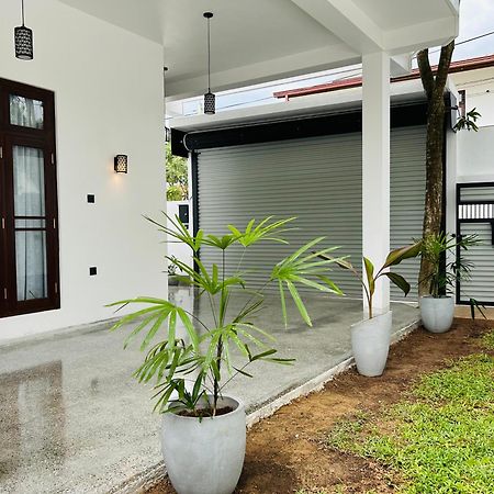 The Palazzo - Weligama Apartment Exterior photo